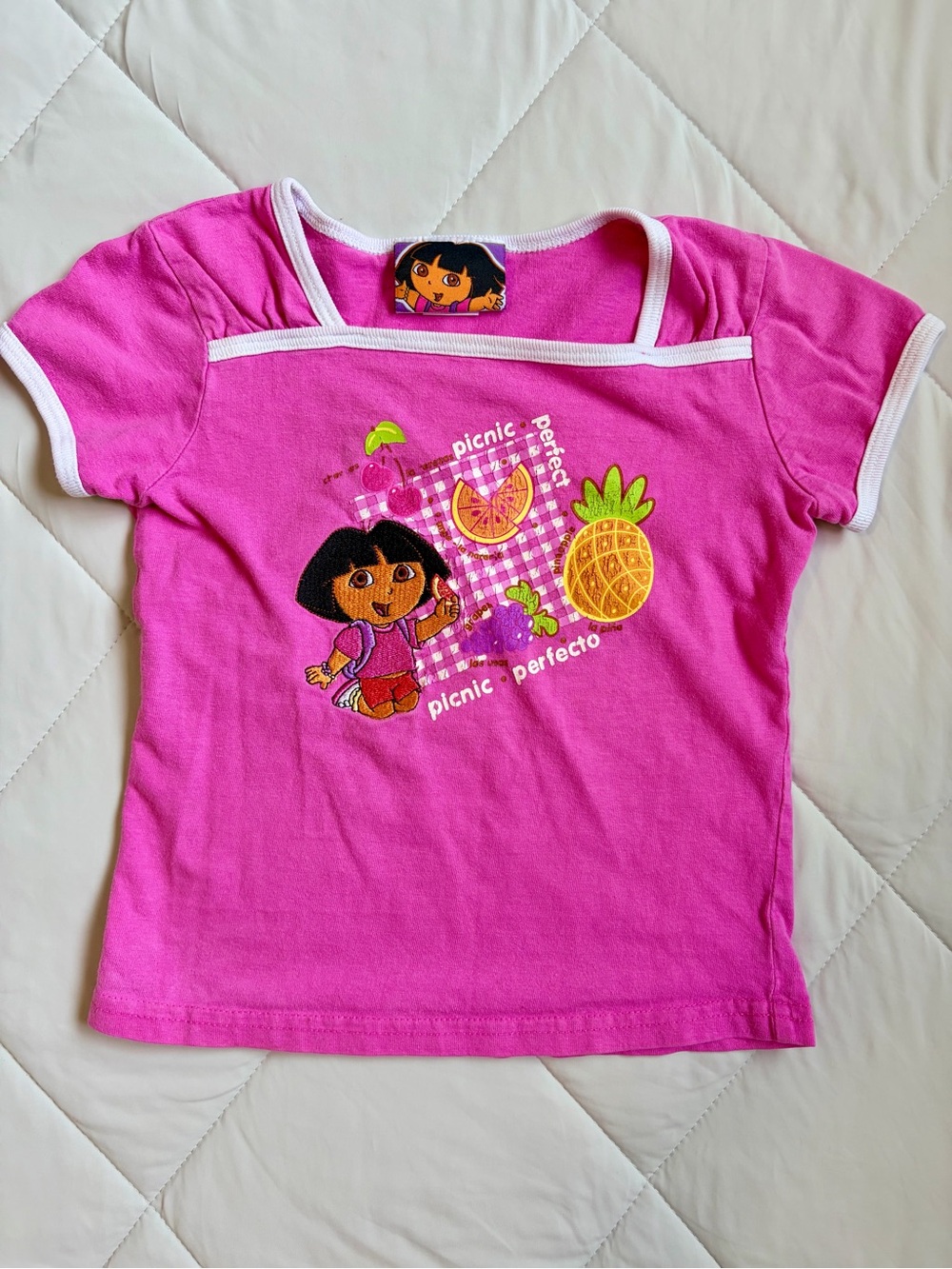 Vintage Y2K-era Dora the Explorer Girls Size 6 T-shirt/Embroidered/100% Cotton
